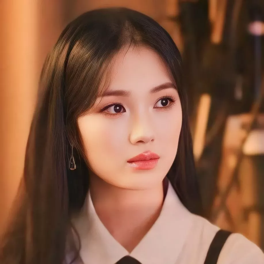 김혜윤의 비하인드 컷