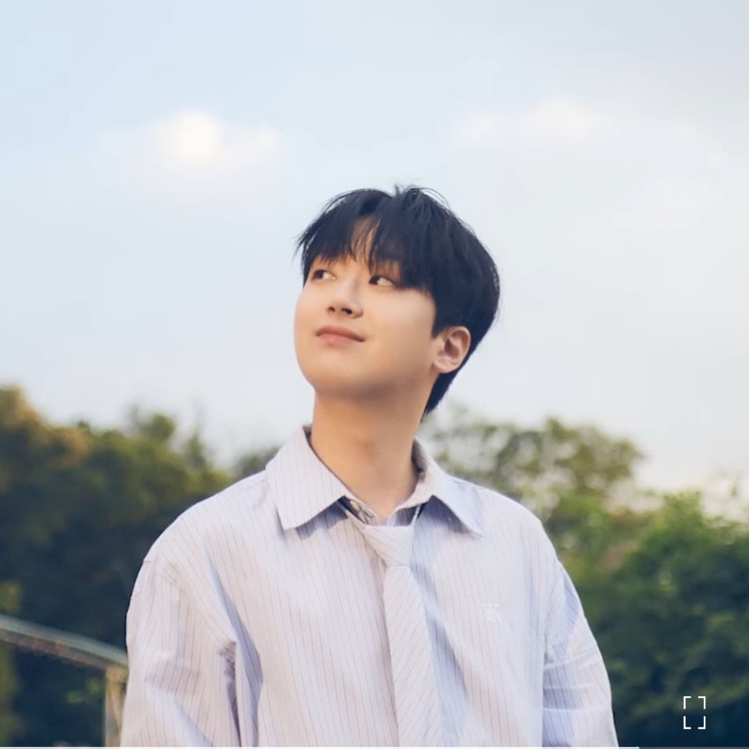 이찬원 최근 활동샷