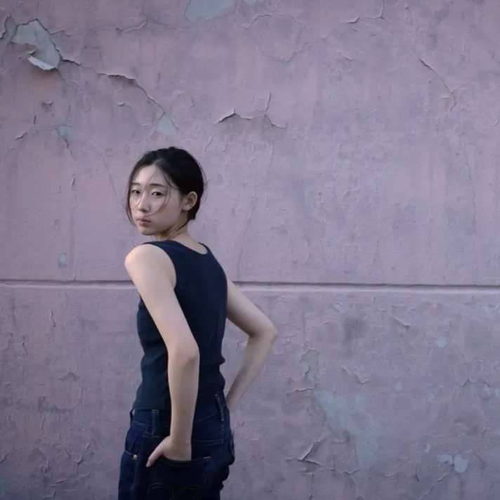 Behind-the-scenes cut of Han Yeji