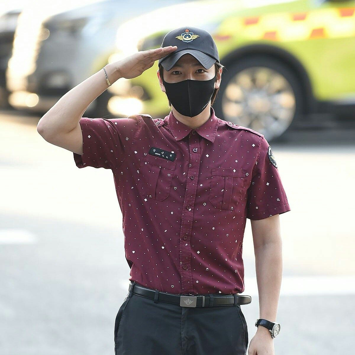 A moment captured by a fan of Jang Geunsuk