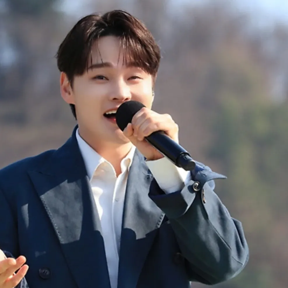 Foto kegiatan terbaru dari Park Seojin