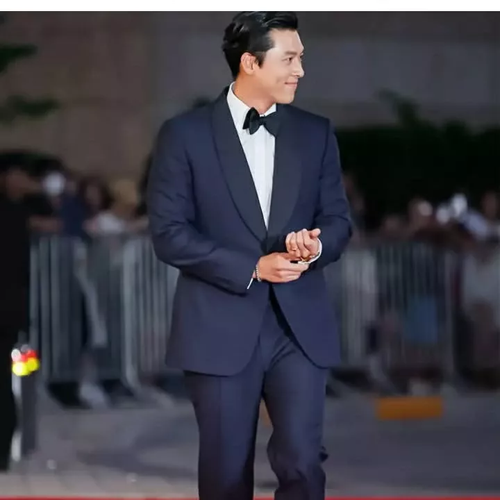 Cuplikan di balik layar dari Hyun Bin