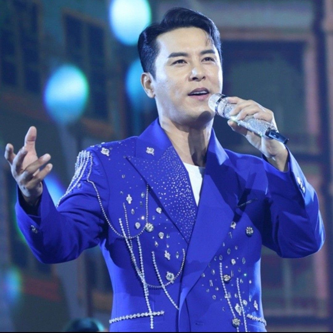 チャン・ミンホの最近の活動ショット