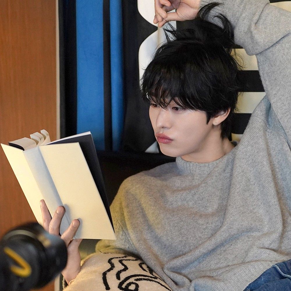 안효섭의 비하인드 컷