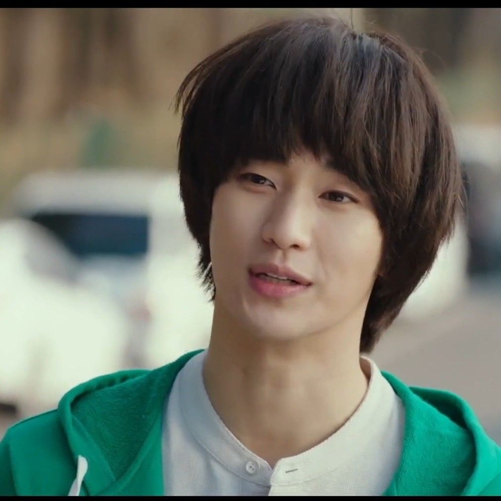 A moment captured by a fan of Kim Soohyun