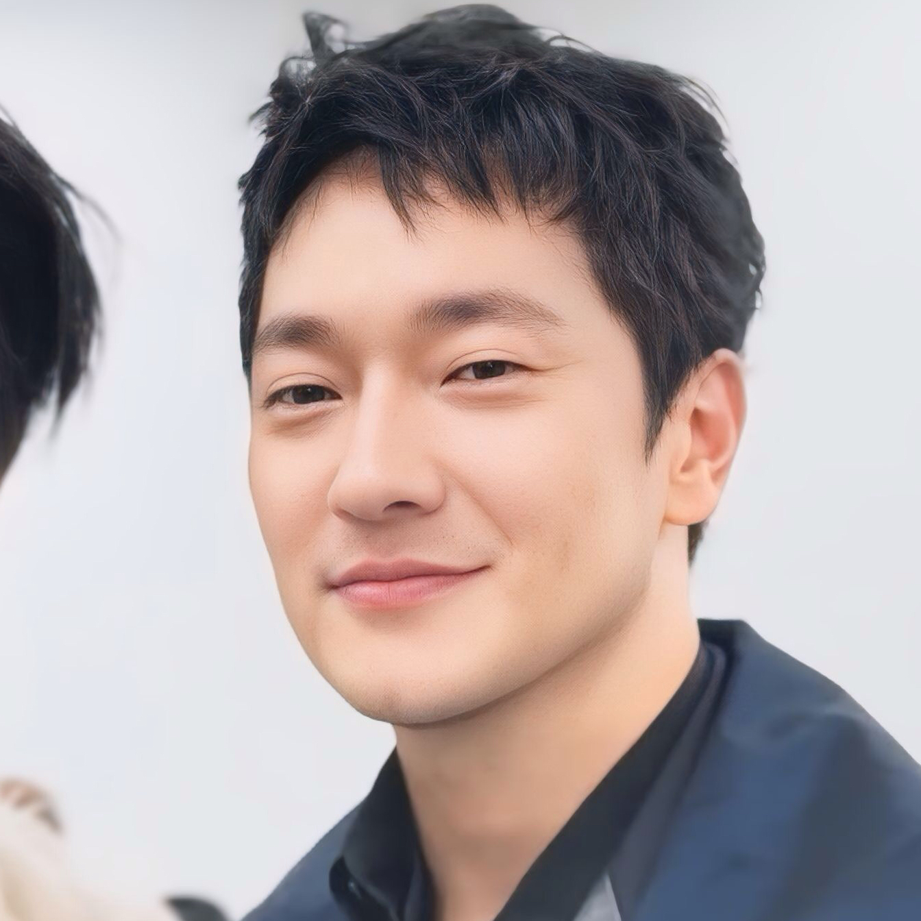 Recent activity shot of Son Seokkoo