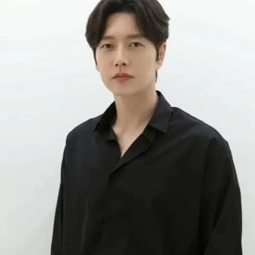 Foto kegiatan terbaru dari Park Haejin