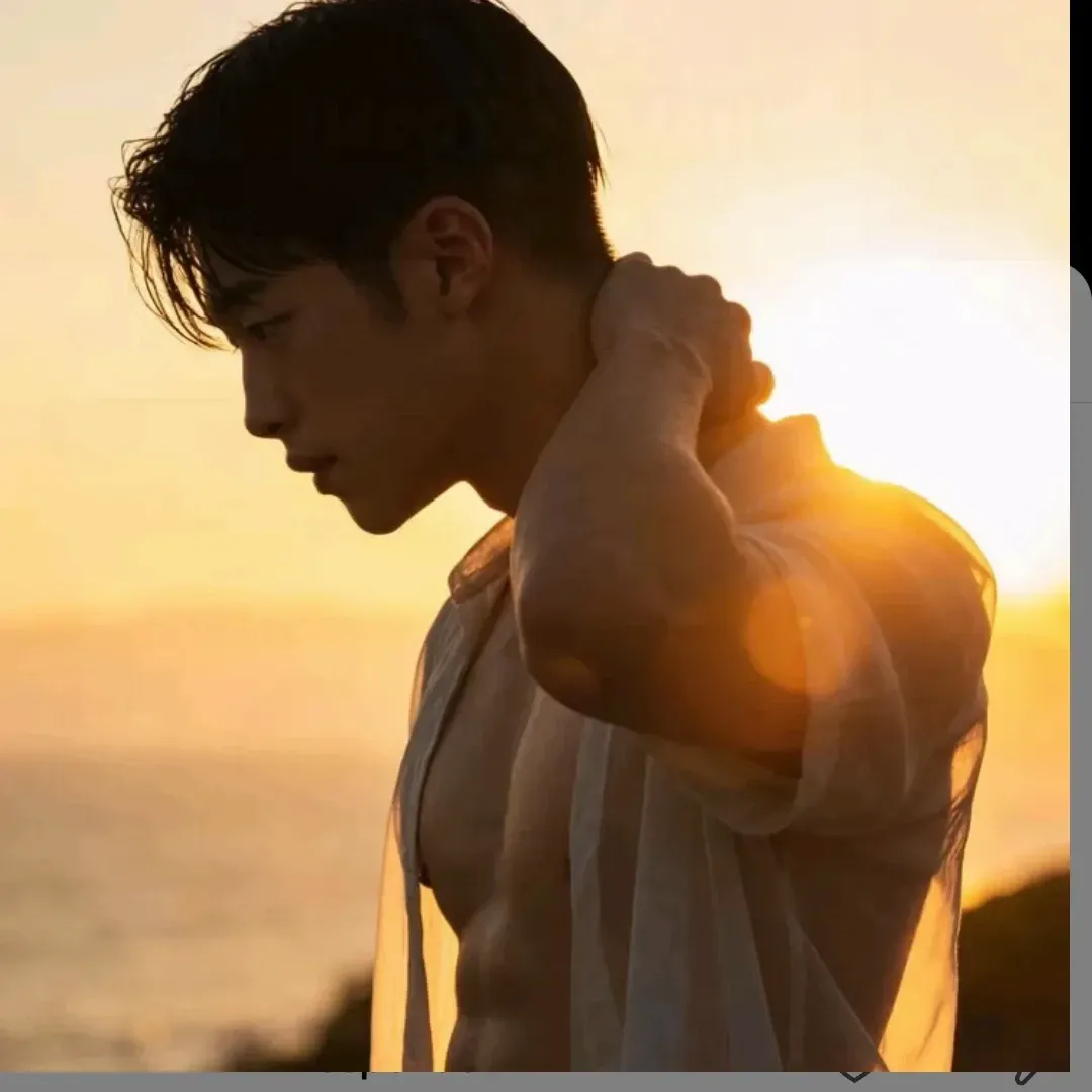 A moment captured by a fan of Woo Dohwan