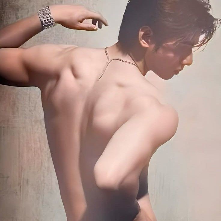 A moment captured by a fan of Cha Eunwoo