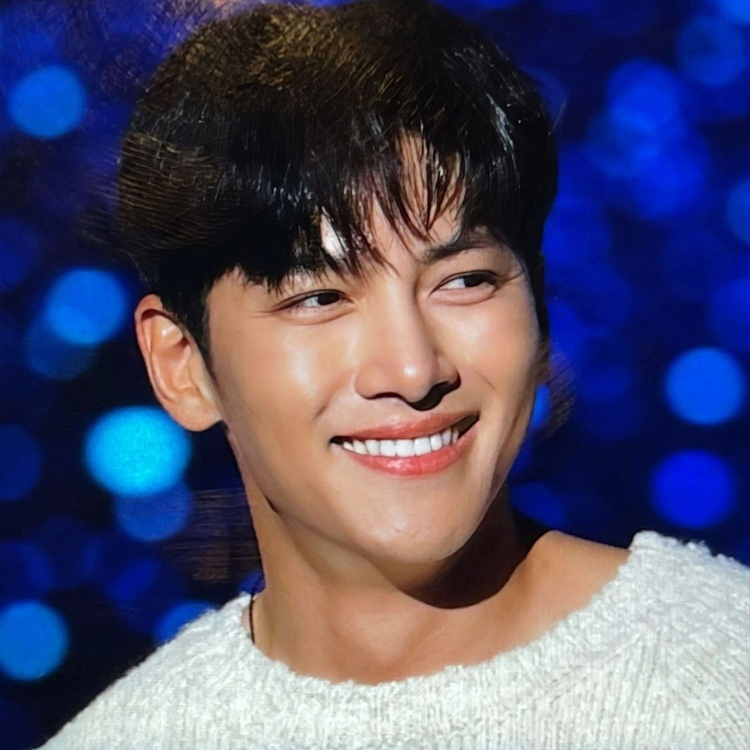 チ・チャンウクのビハインドカット