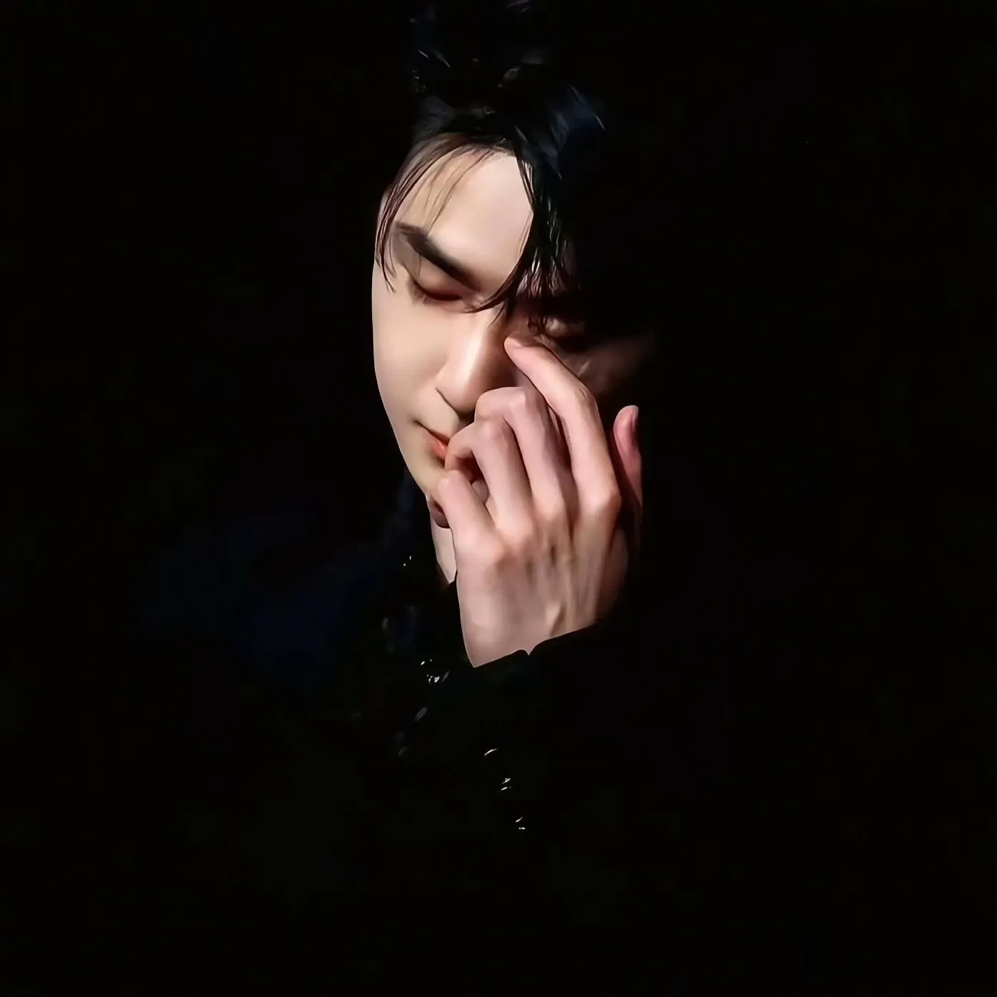 Recent activity shot of Wang Yibo