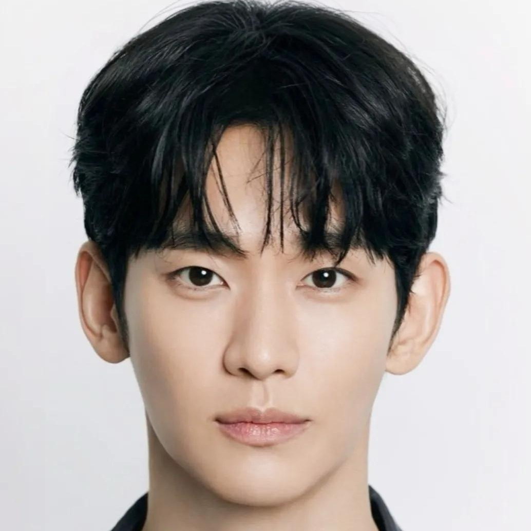 Behind-the-scenes cut of Kim Soohyun
