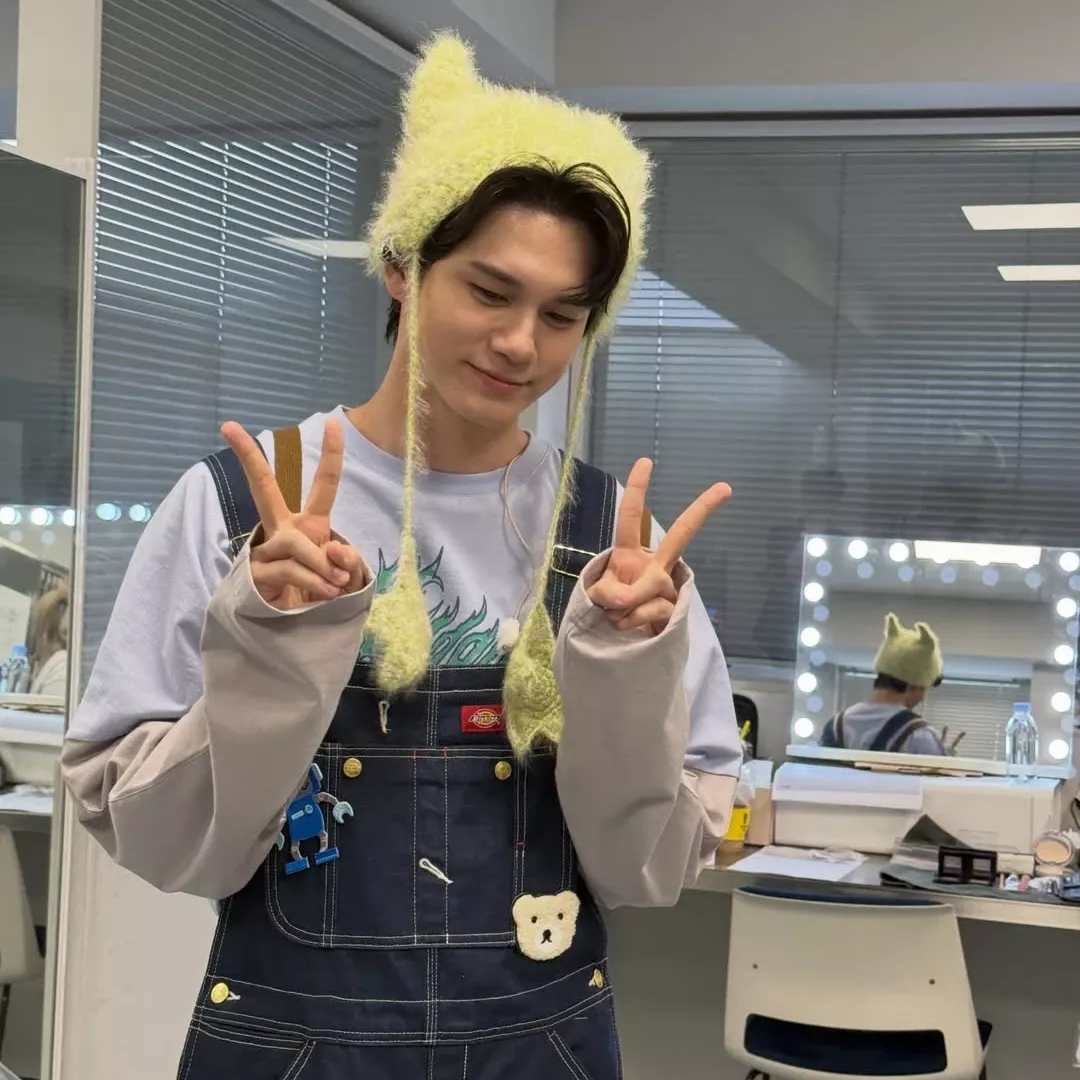 A moment captured by a fan of Ong Seongwu