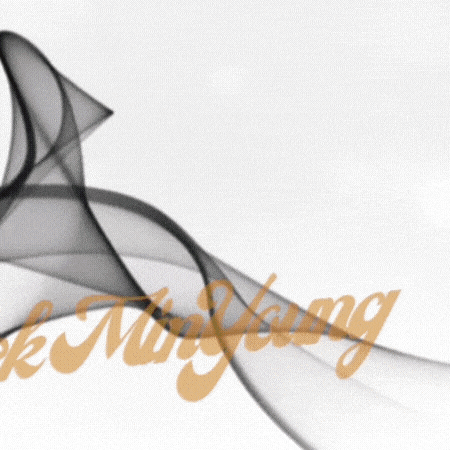 Behind-the-scenes cut of Park Minyoung