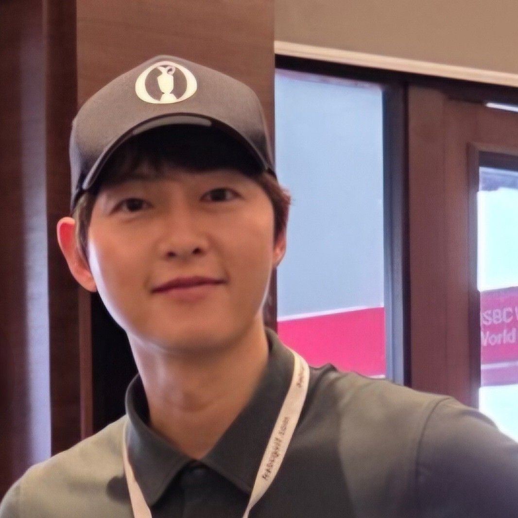 Foto kegiatan terbaru dari Song Joongki