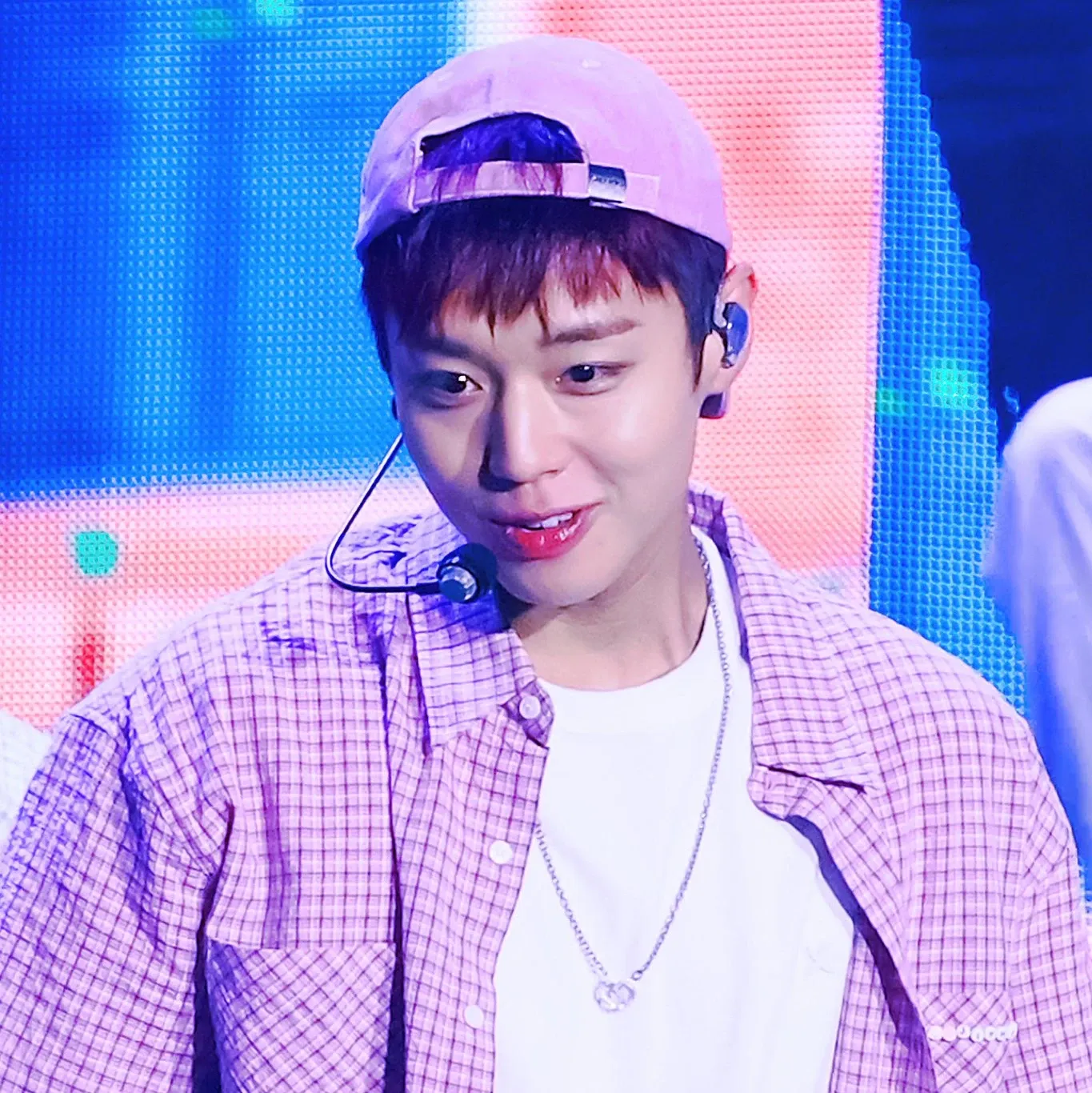 Recent activity shot of Park Jihoon