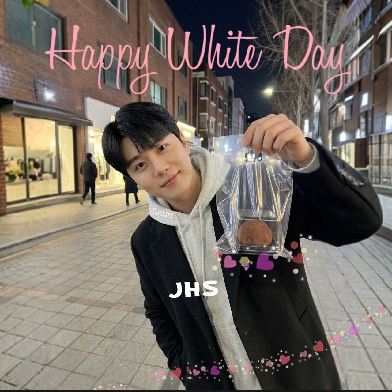 진해성의 비하인드 컷