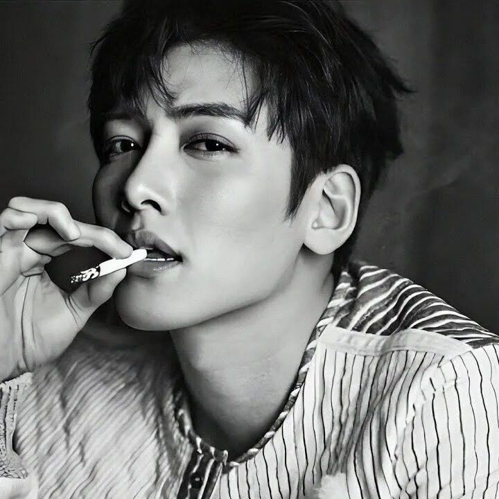 A moment captured by a fan of Ji Changwook