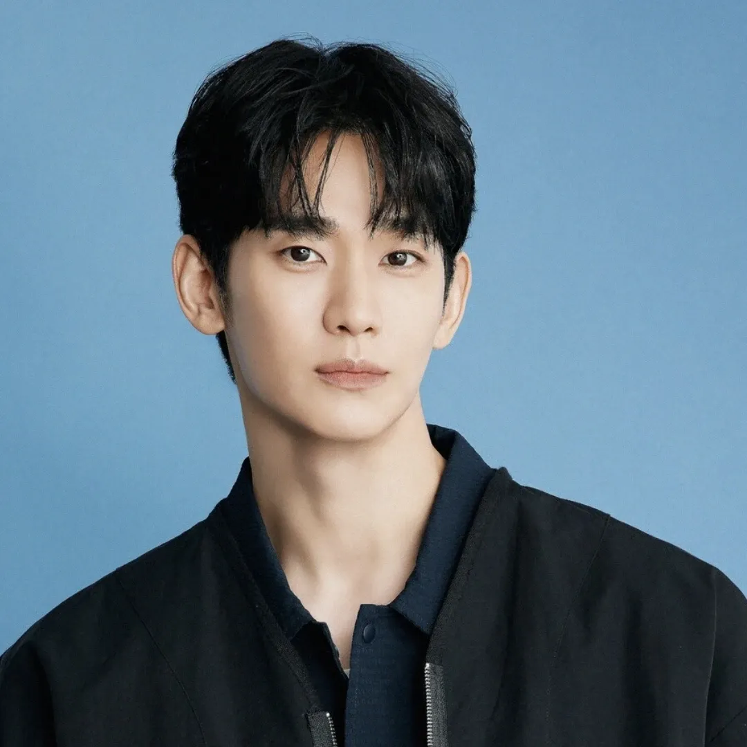 Recent activity shot of Kim Soohyun