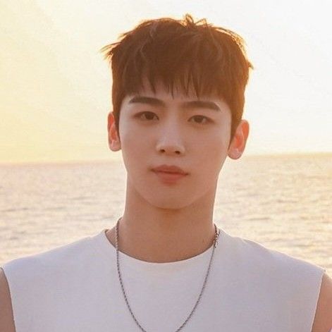 Latest photo of Kim Yohan