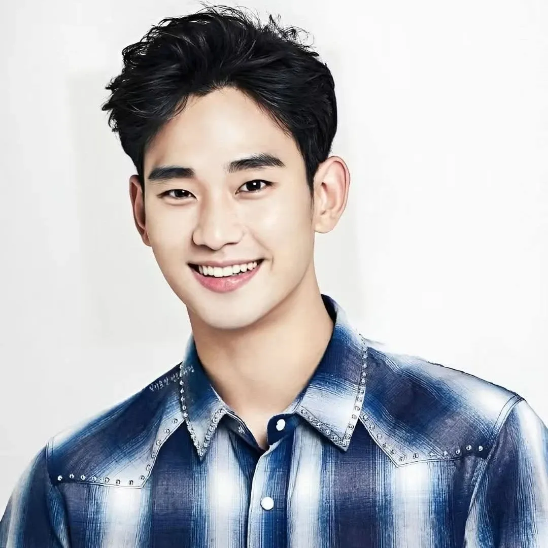 Recent activity shot of Kim Soohyun