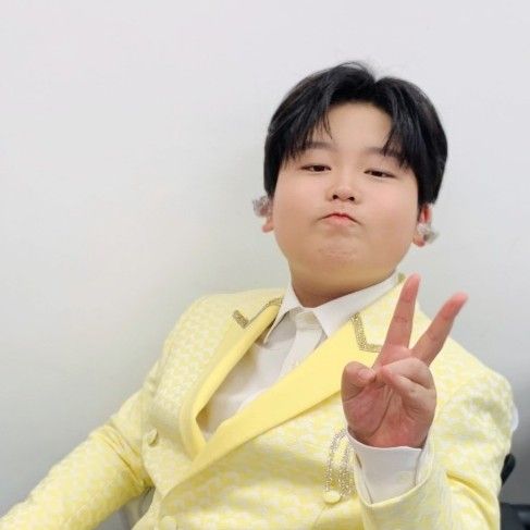 Behind-the-scenes cut of Park Sungon