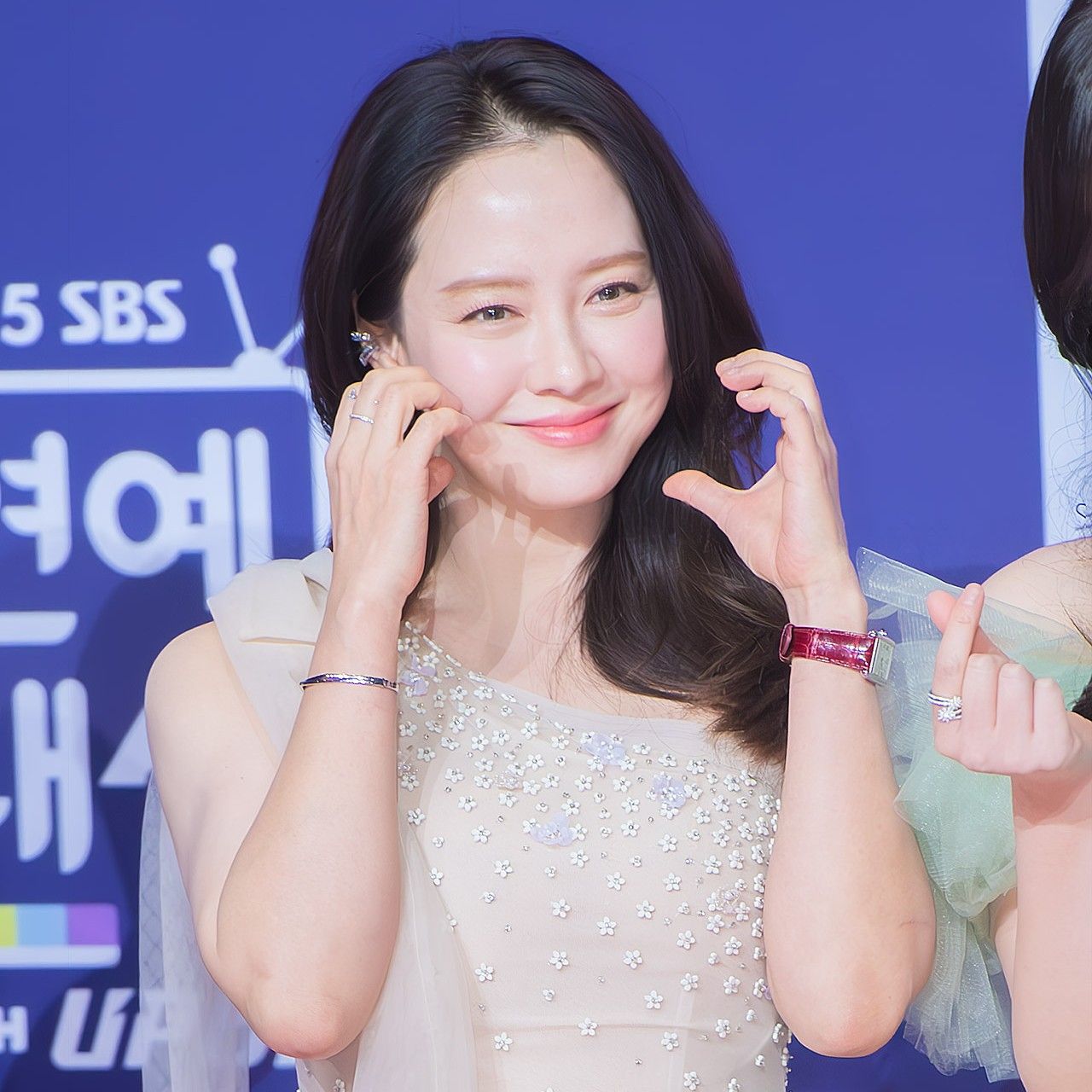 ソン・ジヒョの最近の活動ショット