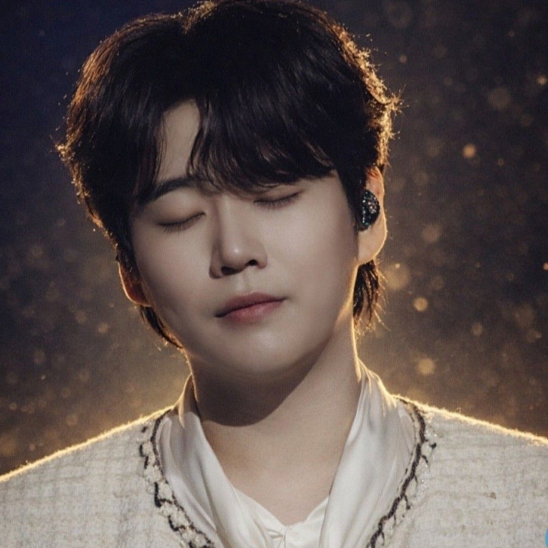 Behind-the-scenes cut of Hwang Youngwoong