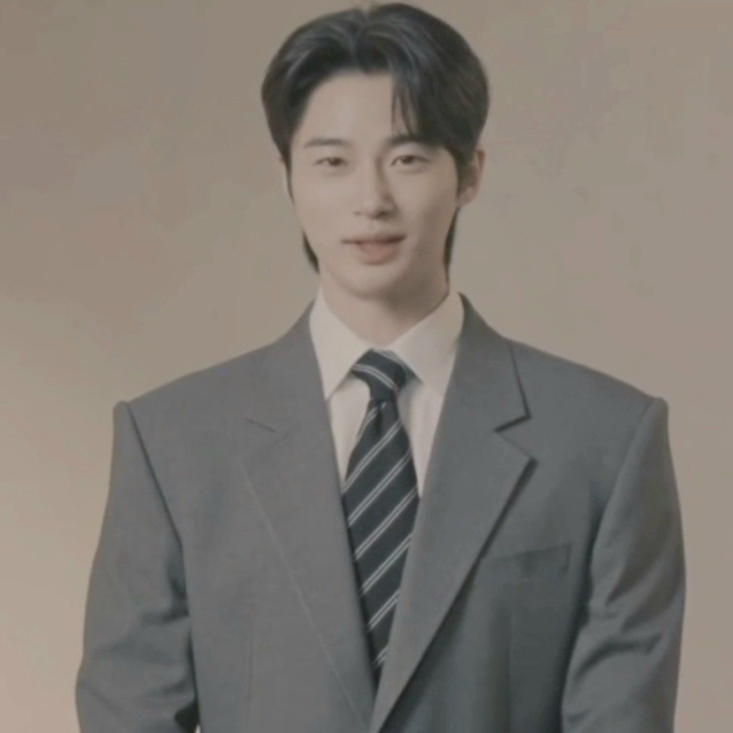 Recent activity shot of Byeon Wooseok