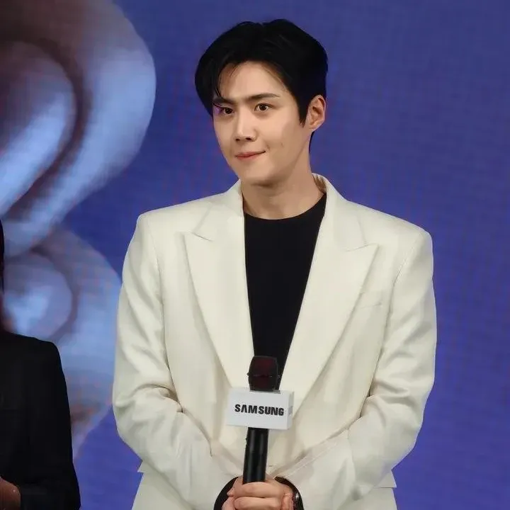 김선호의 최신 사진