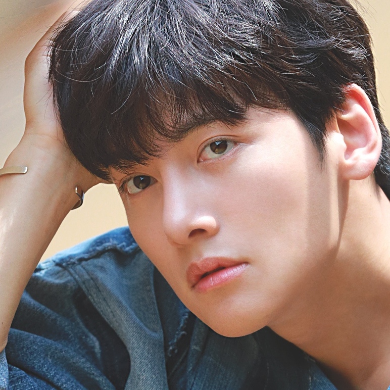 Recent activity shot of Ji Changwook