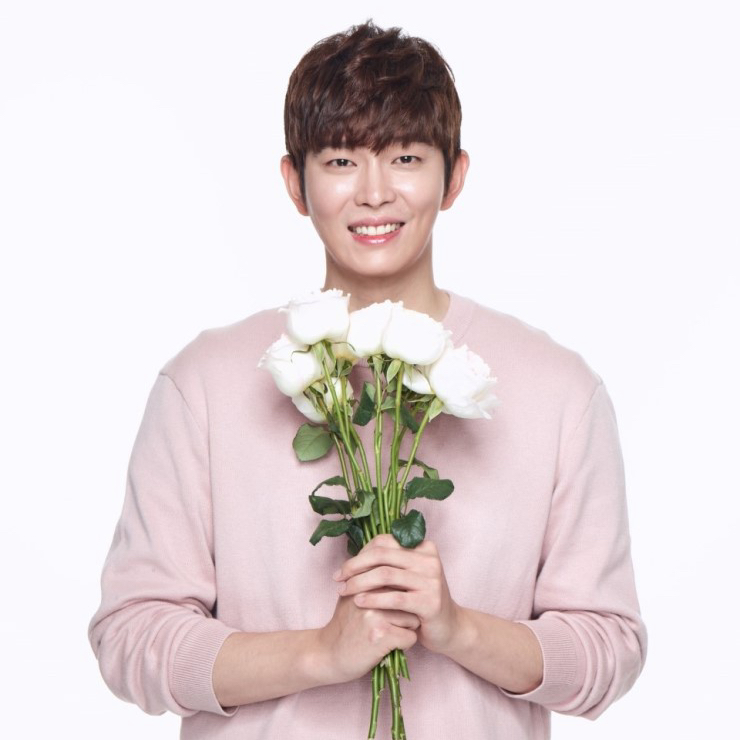 Recent activity shot of Yoon Kyunsang