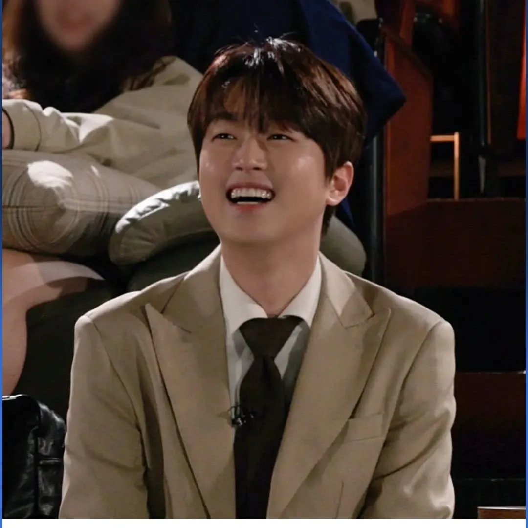 A moment captured by a fan of Lee Chanwon