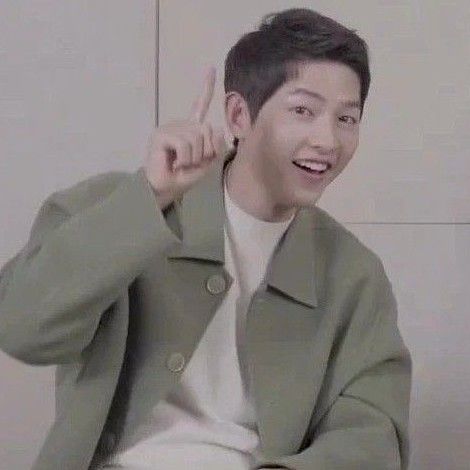 Momen yang diabadikan oleh penggemar Song Joongki