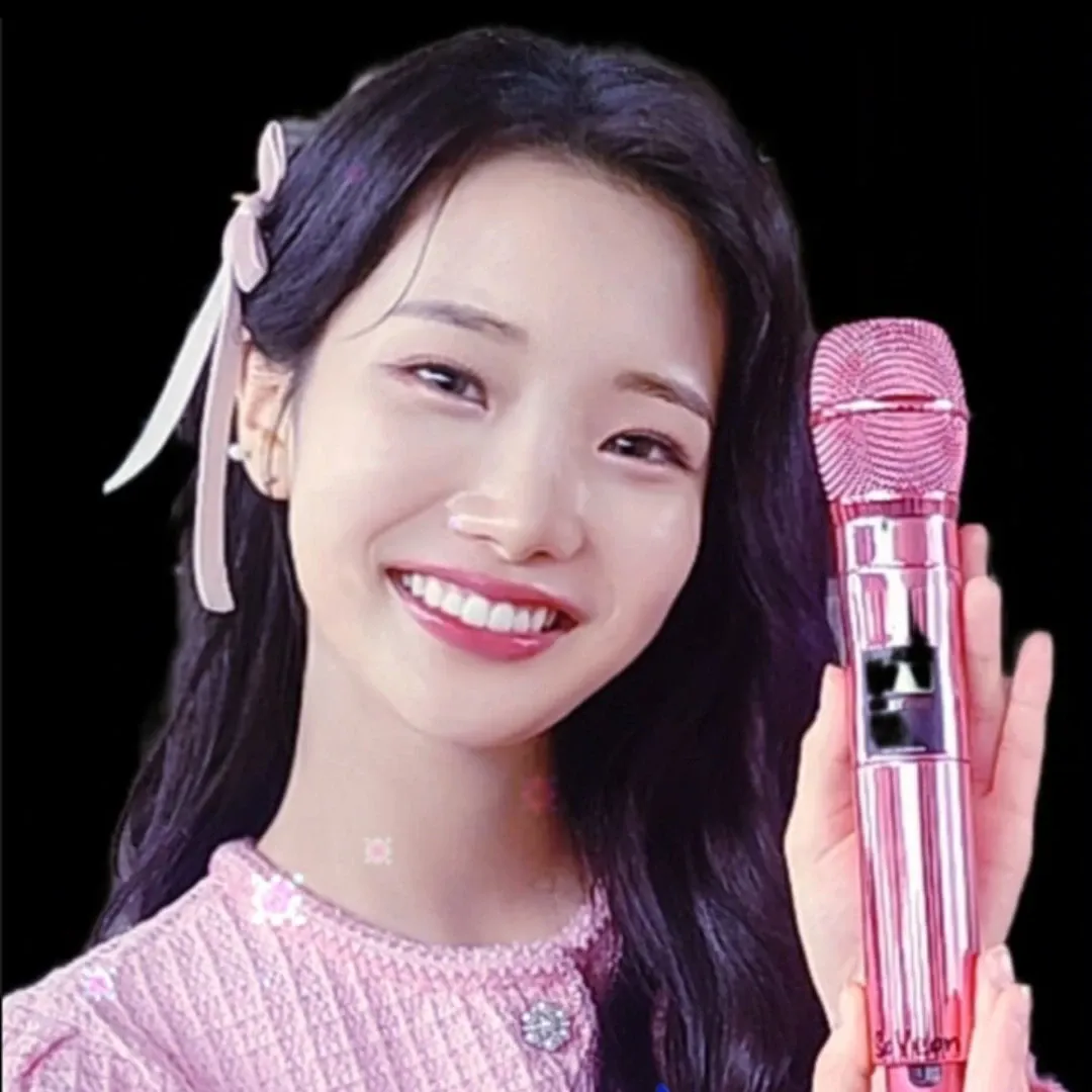 Behind-the-scenes cut of Kim Soyeon (2004)