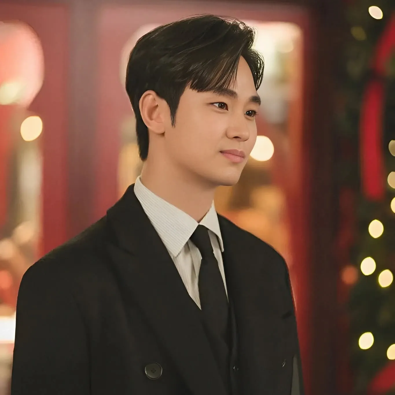 Latest photo of Kim Soohyun