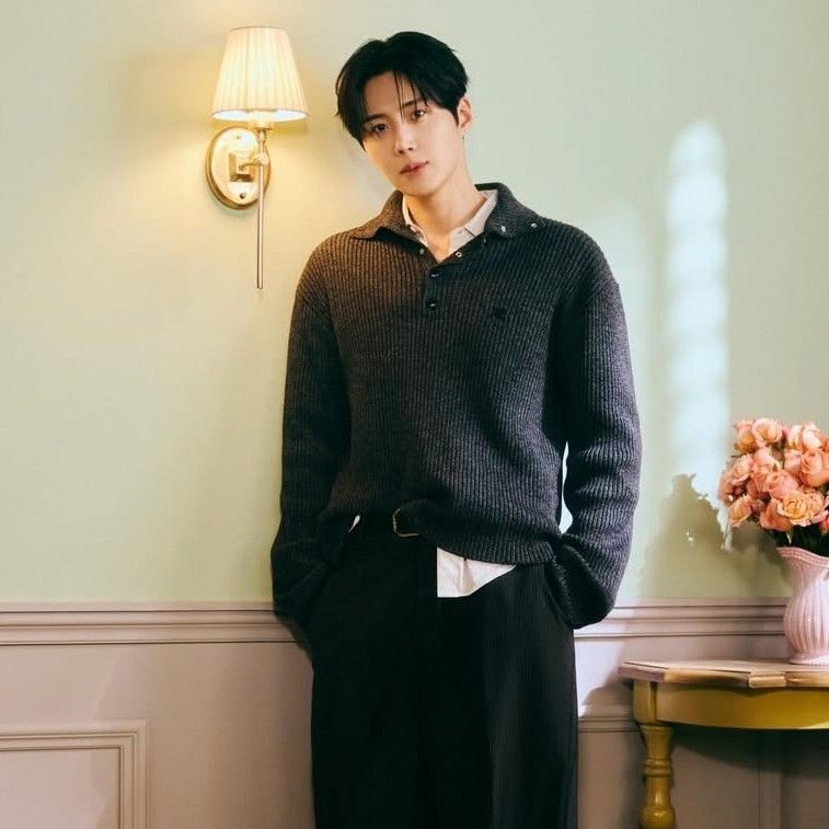 粉絲拍下的金宣虎瞬間