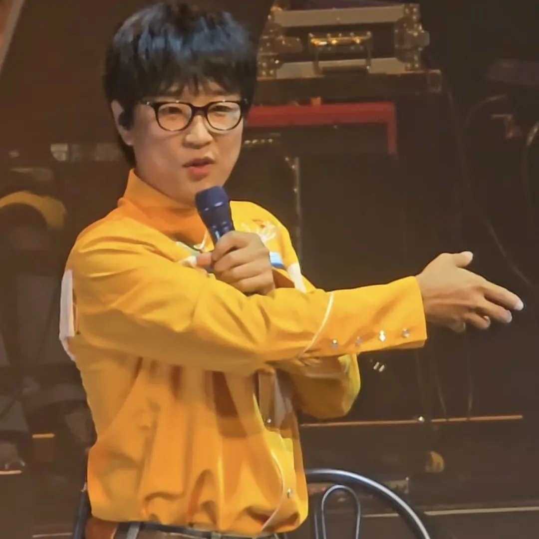 Recent activity shot of Bak Changgeun