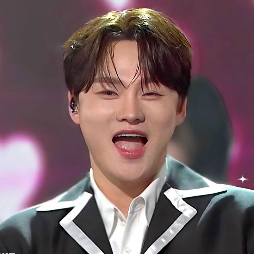 粉絲拍下的朴瑞鎮瞬間