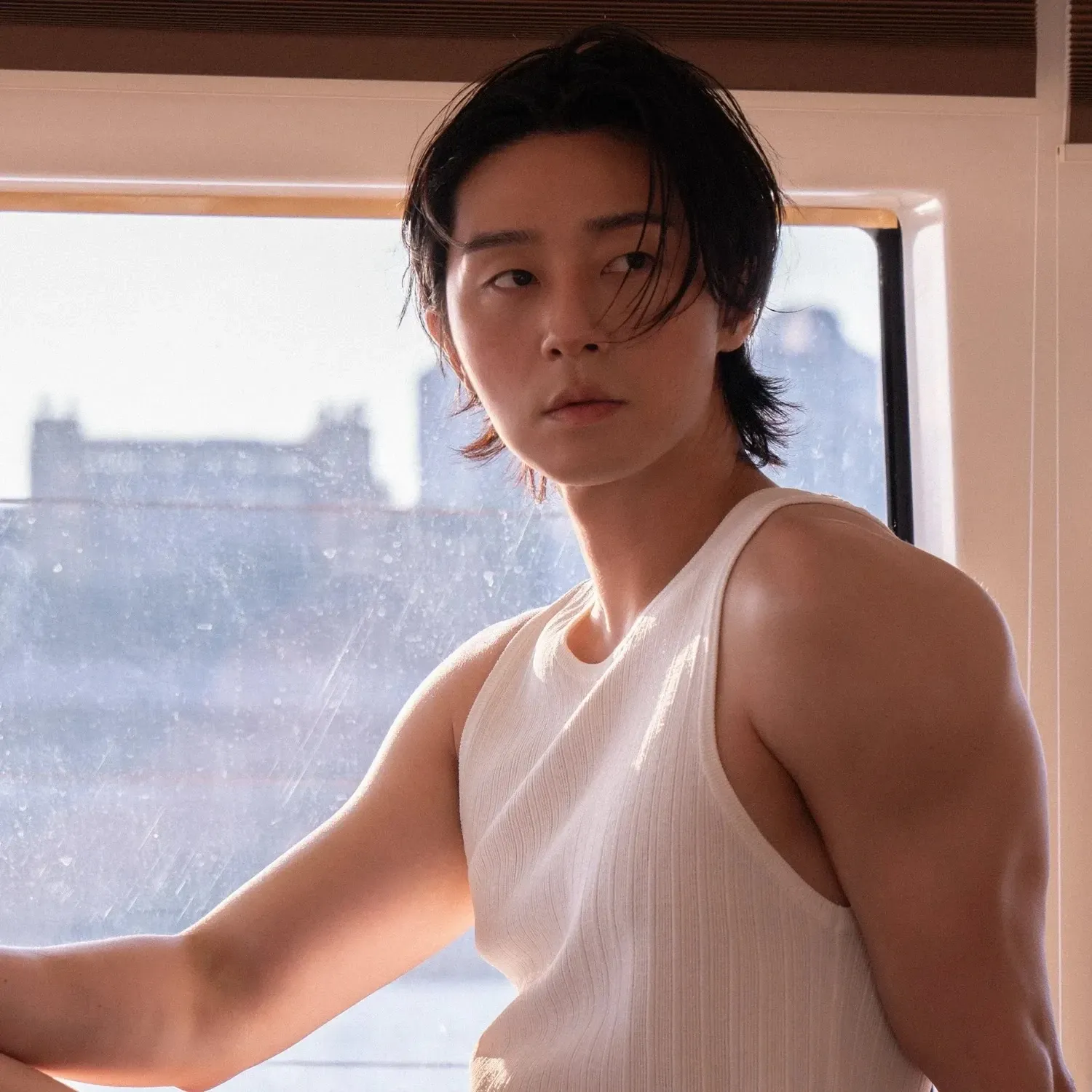 A moment captured by a fan of Park Seojoon