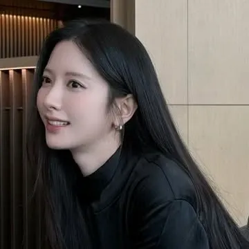 A moment captured by a fan of Bona