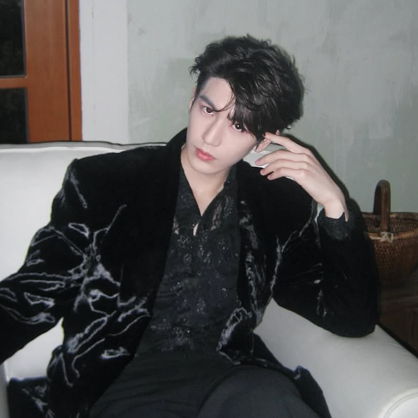 Latest photo of Zhang Linghe
