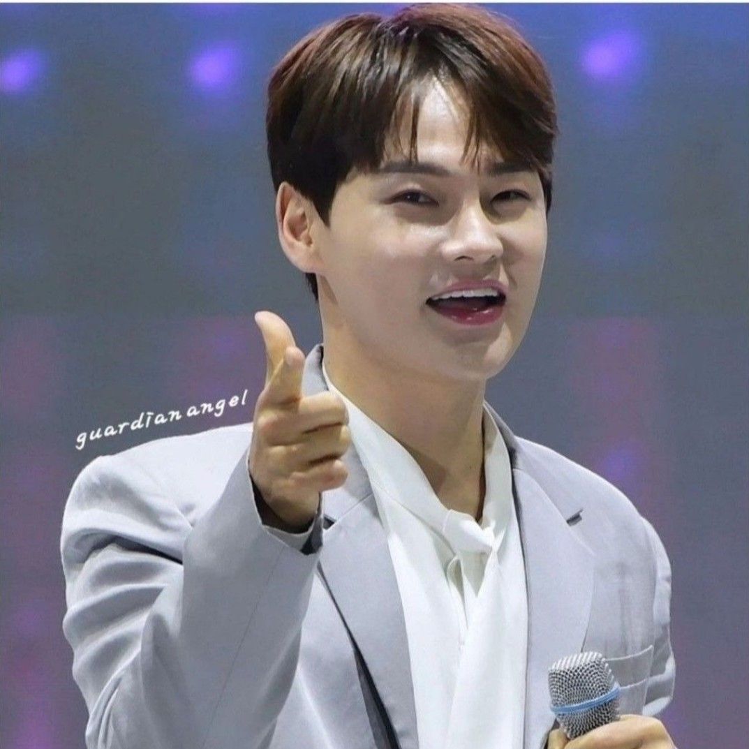 Foto terbaru dari Park Seojin