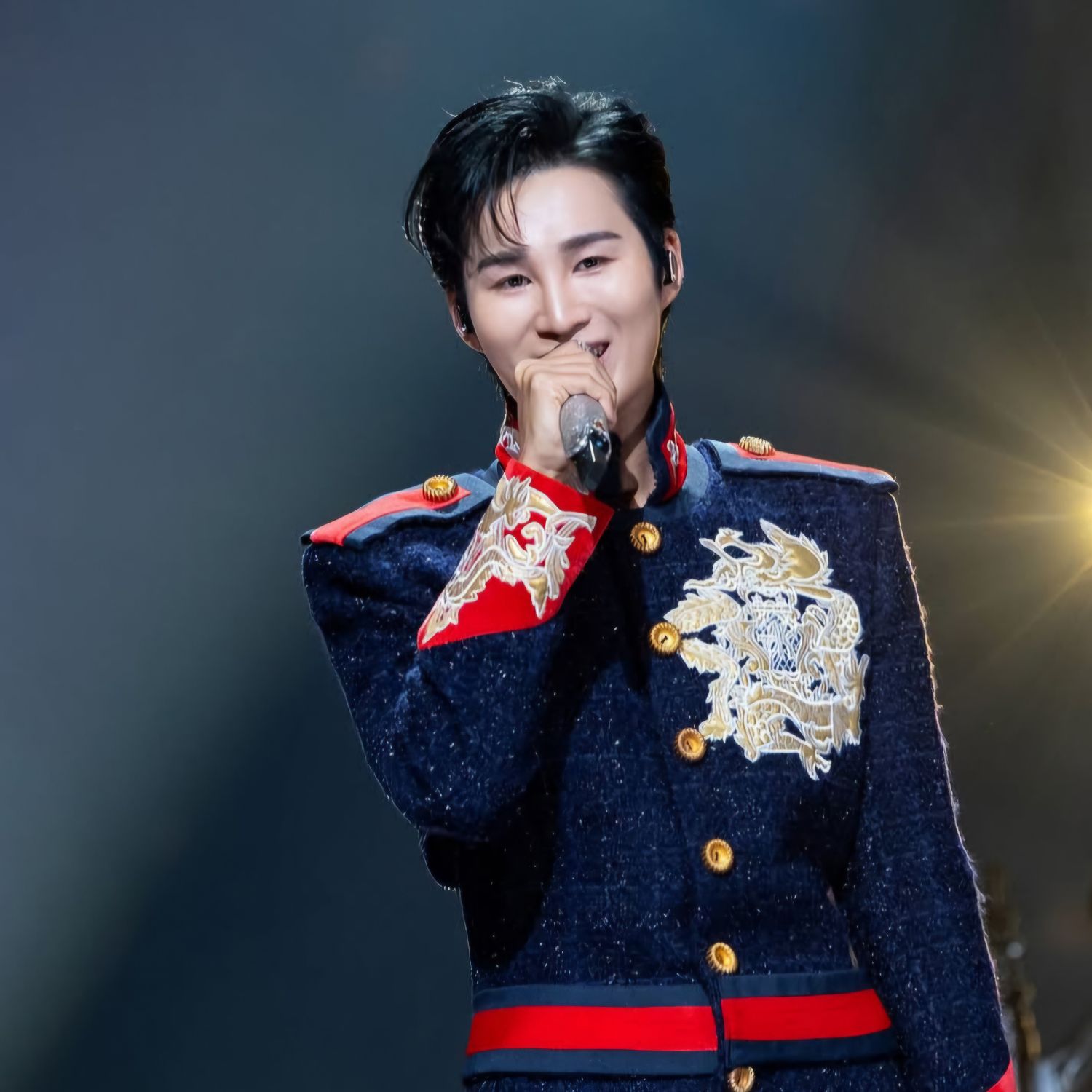 金熙栽的最新照片