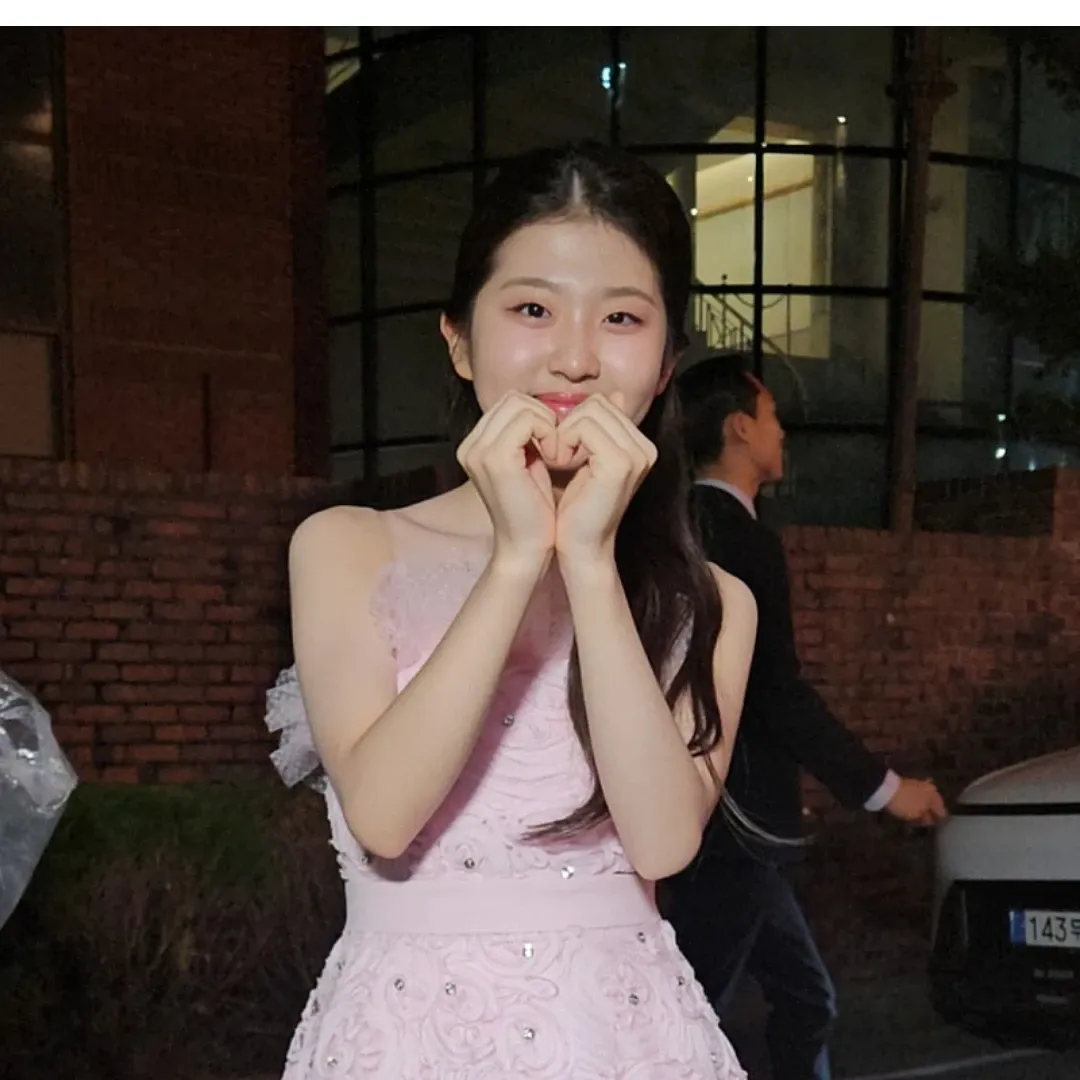Latest photo of Yoon Yoonseo
