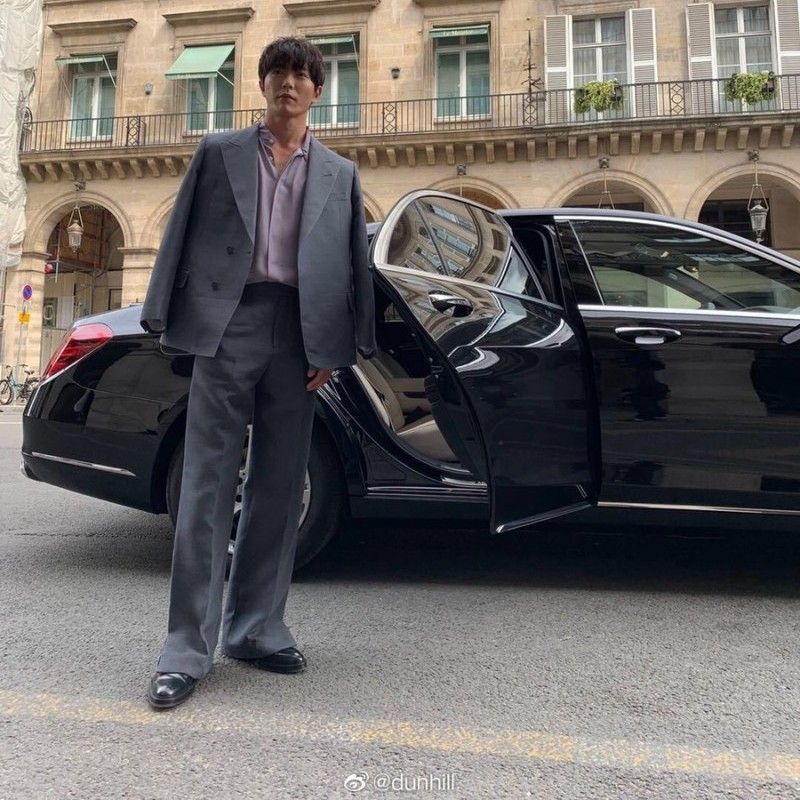 金材昱的最新照片