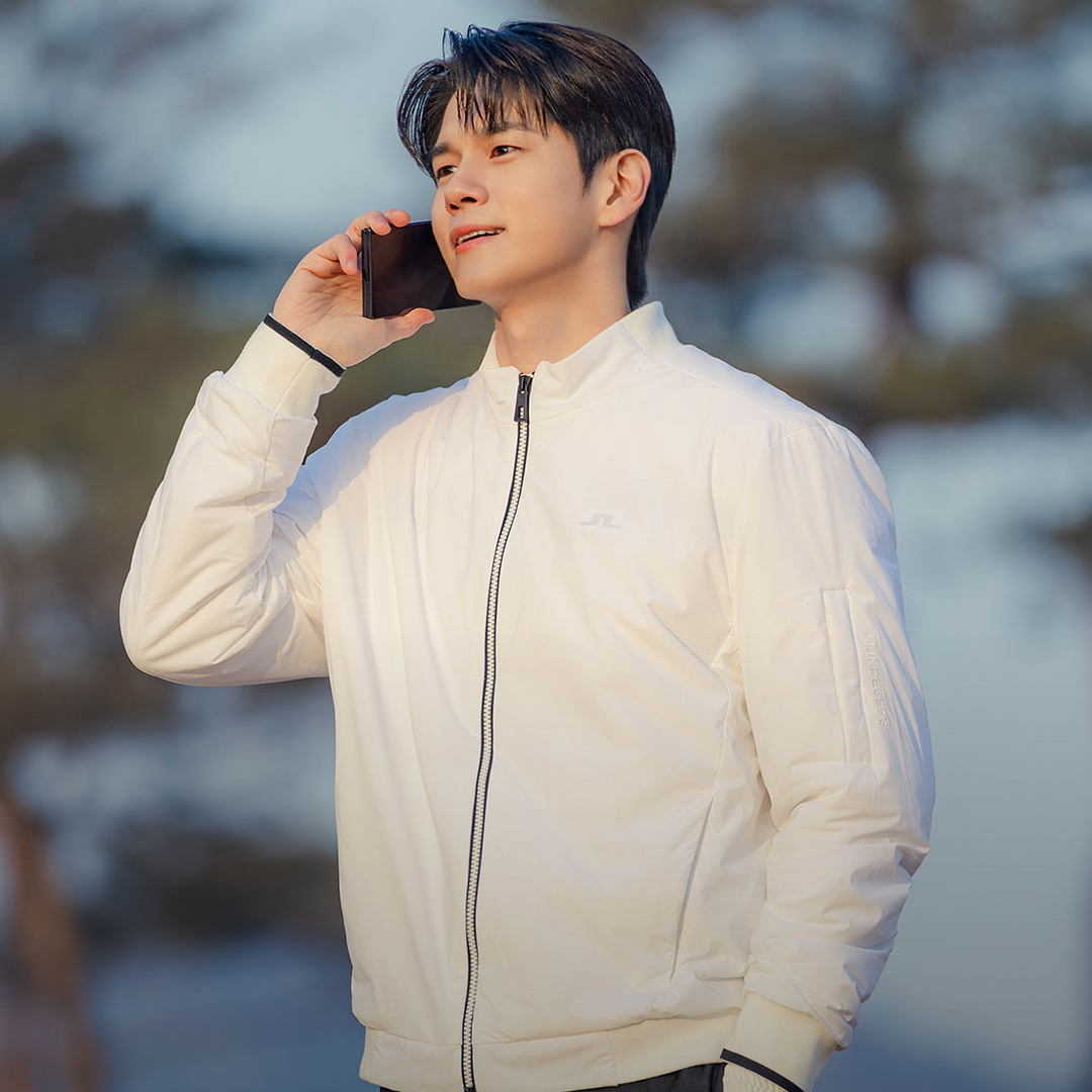Foto terbaru dari Ong Seongwu