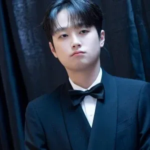 이찬원 최근 활동샷