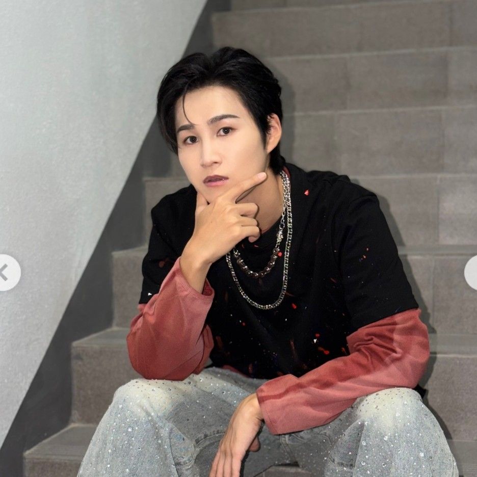 김희재의 비하인드 컷