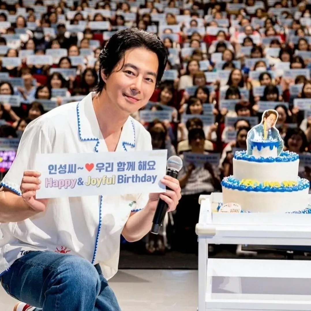 Behind-the-scenes cut of Jo Insung